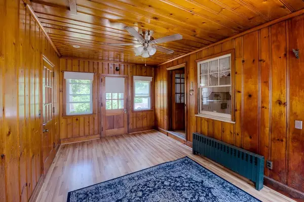 Springfield, MA 01151,76 Primrose St