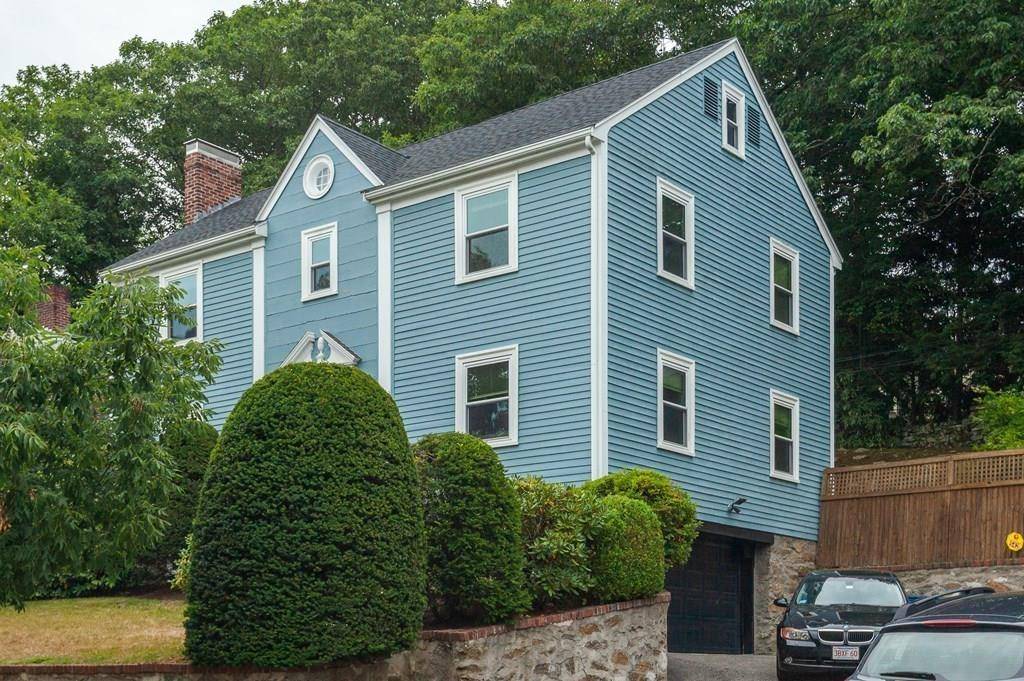 Newton, MA 02459,542 Commonwealth Ave