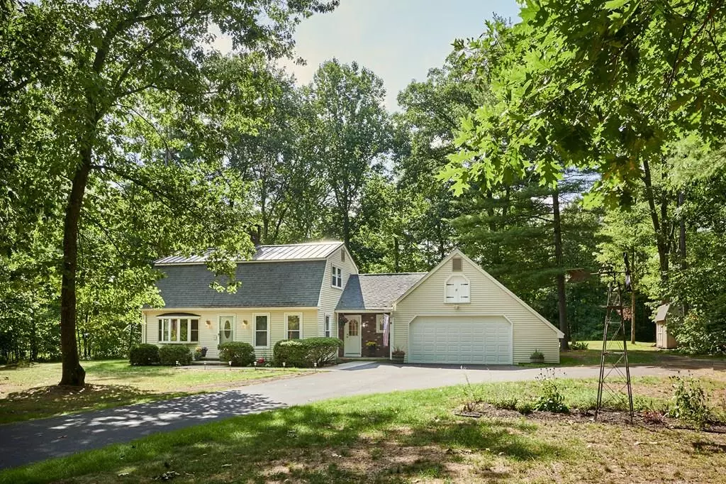 Southampton, MA 01073,62 Gilbert Rd