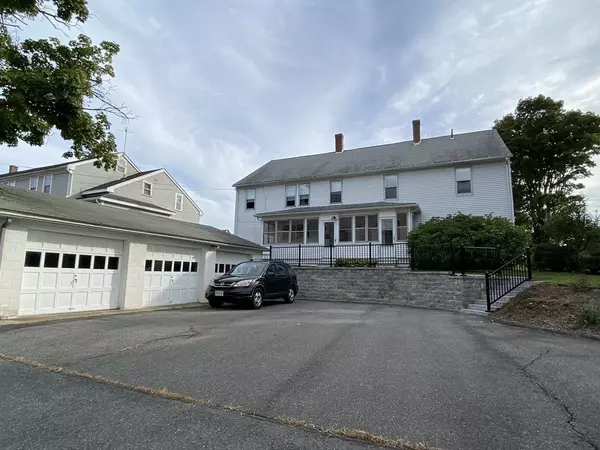 5 Maple St, Ware, MA 01082