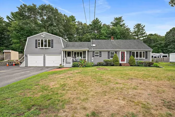 46 Fairwood Dr, Hanson, MA 02341