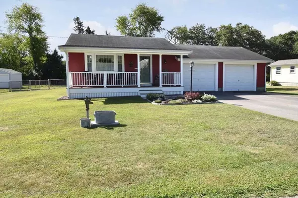 Tiverton, RI 02878,27 Saxony