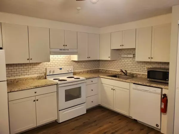 Boxborough, MA 01719,35 Swanson Ct #21D