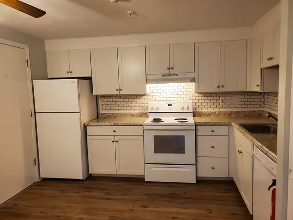 Boxborough, MA 01719,35 Swanson Ct #21D