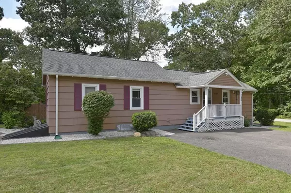 56 Hillcrest Dr, Hopkinton, MA 01748