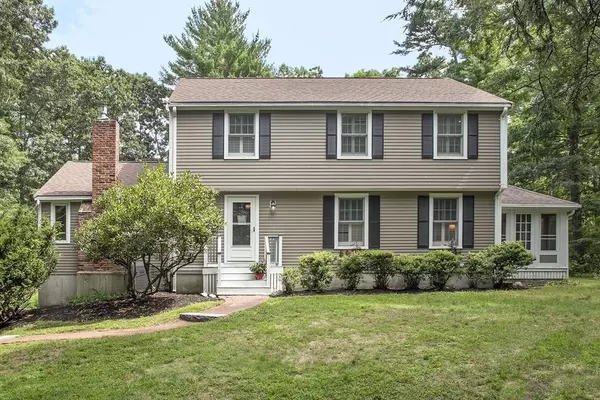 35 Deerpath Trail S, Duxbury, MA 02332