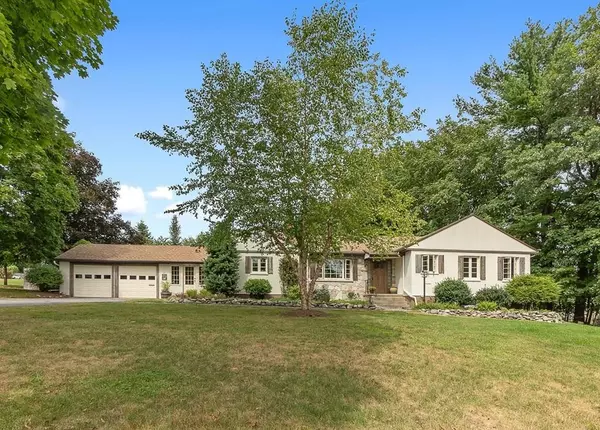 6 Woodland Heights Dr, West Boylston, MA 01583