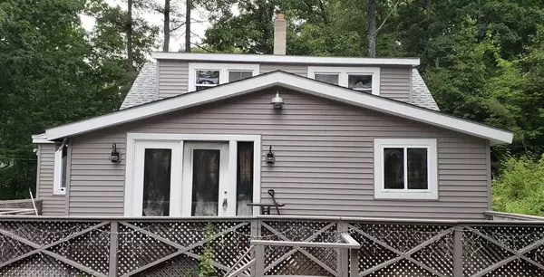 1151 Silver Lake, Athol, MA 01331