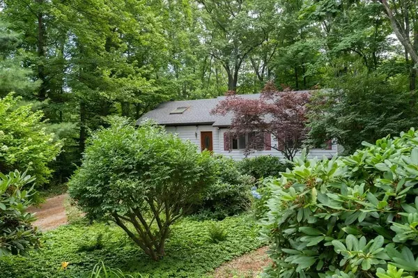 18 Jade Hill Rd., Auburn, MA 01501