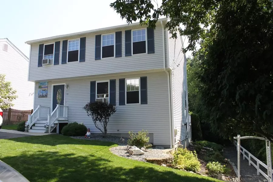 45 Biltmore Ave, Cumberland, RI 02864