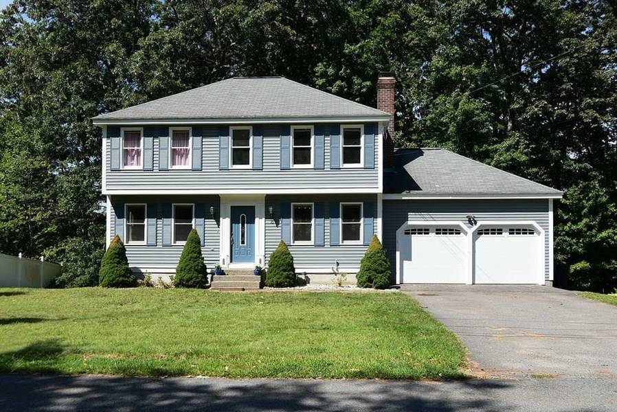 25 John F Kennedy Ave, Clinton, MA 01510