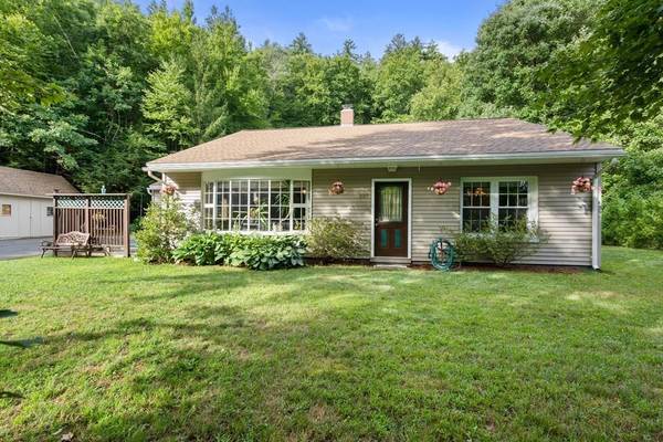 227 Brimfield Road, Holland, MA 01521