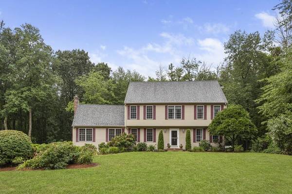 9 Blackthorne Circle, Hopkinton, MA 01748