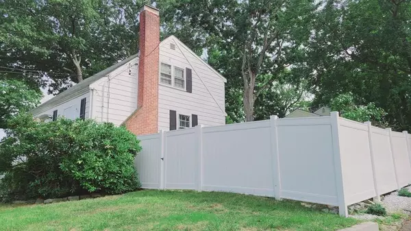 Holbrook, MA 02343,37 Westdale  Rd