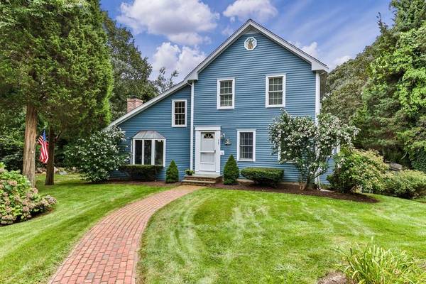 15 Larkin, Dennis, MA 02641