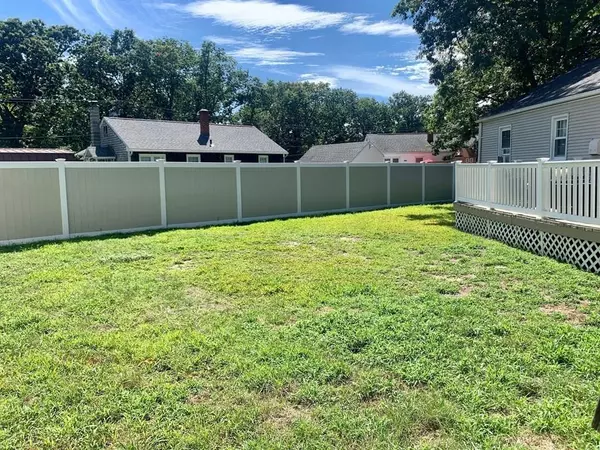 Springfield, MA 01119,25 Spear Rd