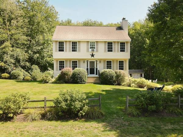 81 Haggerty Rd, Charlton, MA 01507