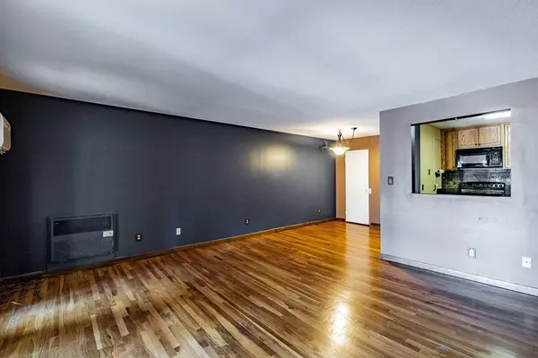 32 Park Avenue Ct #14, West Springfield, MA 01089