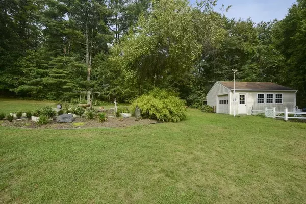 Lakeville, MA 02347,8 Highland Rd