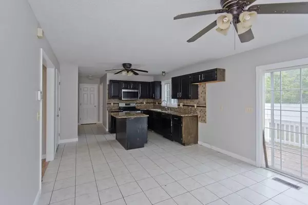 Springfield, MA 01151,23 Martha St