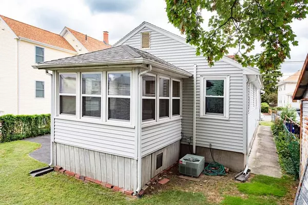 Quincy, MA 02170,11 Marlboro St