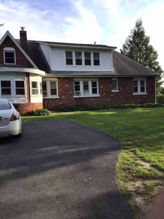 Springfield, MA 01151,56 Kazbeck St