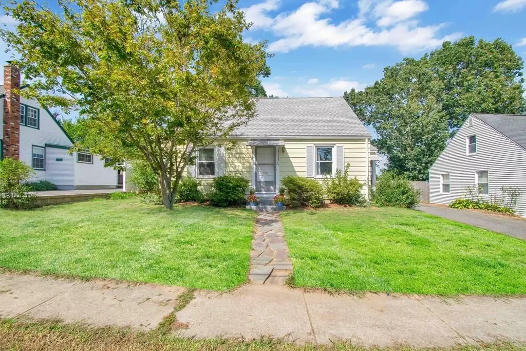 Springfield, MA 01118,76 Surrey Rd