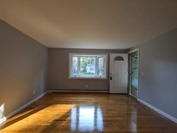 Springfield, MA 01129,24 Spikenard Cir