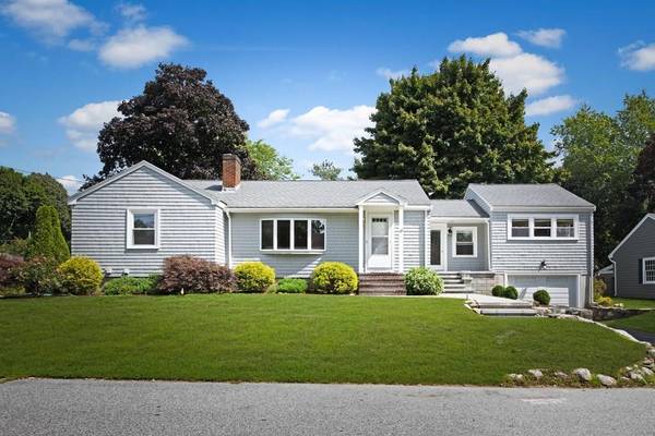 48 Margaret Rd, Hamilton, MA 01982