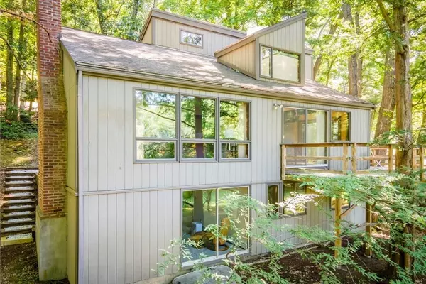 503 Annursnac Hill Rd, Concord, MA 01742