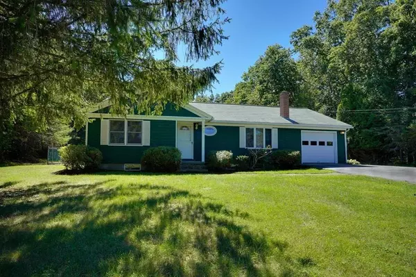 Webster, MA 01570,23 Lake Pkwy
