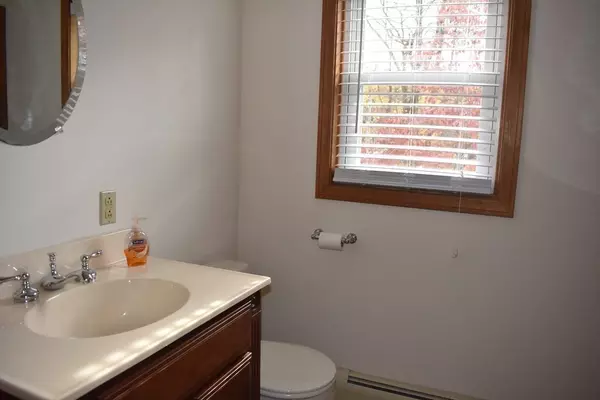 Grafton, MA 01519,104 Millbury St