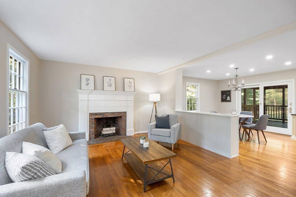 Groton, MA 01450,87 Crosswinds Dr