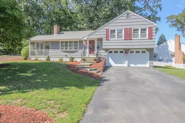 35 Plymouth Road, Wakefield, MA 01880