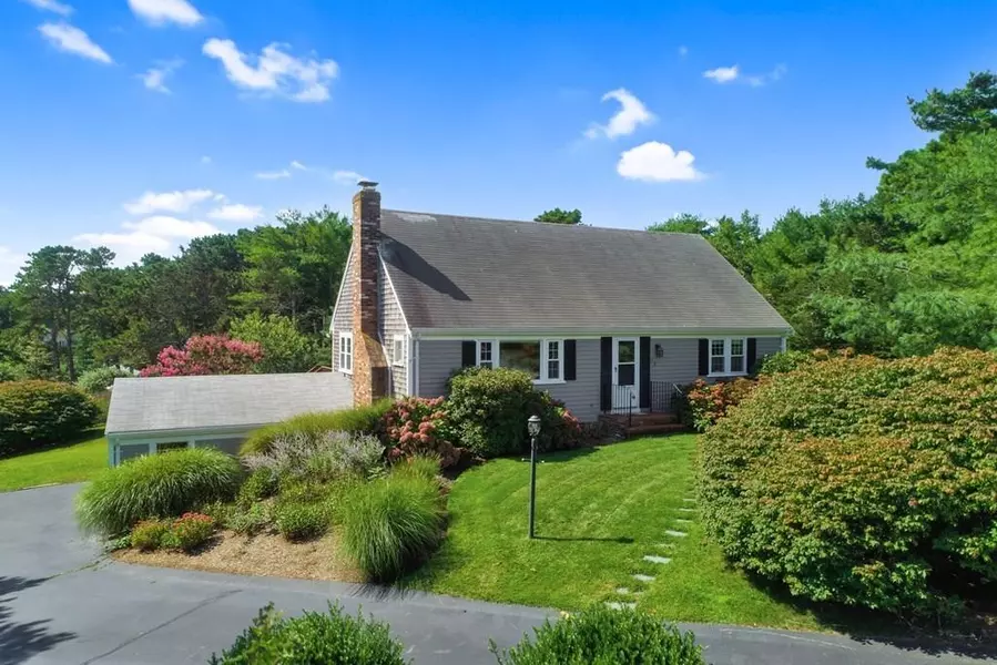 68 Island View Ln, Chatham, MA 02659