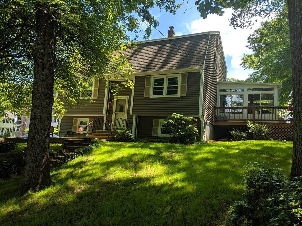 28 Herricks Lane, Millbury, MA 01527