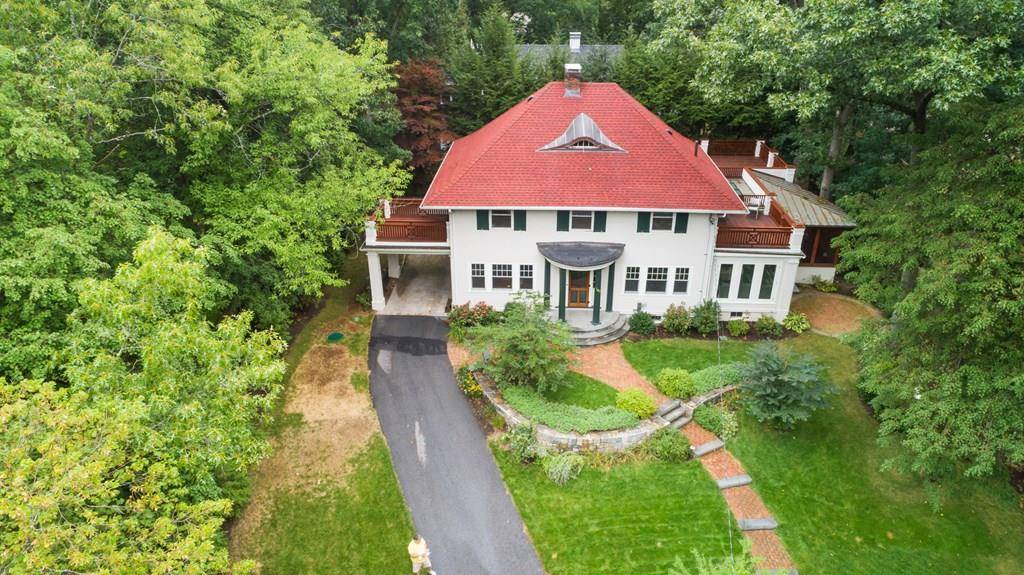 Newton, MA 02459,143 Ridge Ave
