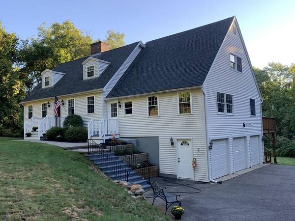 692 Cronin Rd, Warren, MA 01083