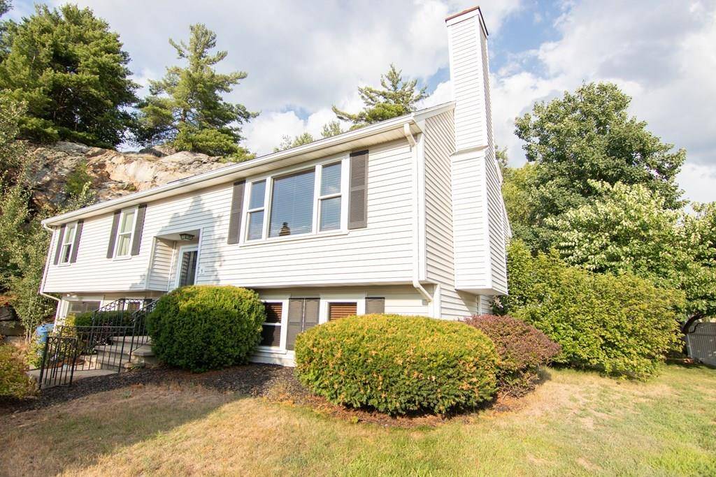 Wakefield, MA 01880,5 Galvin Circle (End)