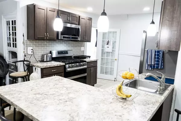 Springfield, MA 01108,107 Ranney St.