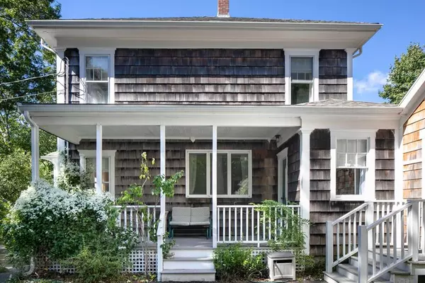 Mattapoisett, MA 02739,63 Church St