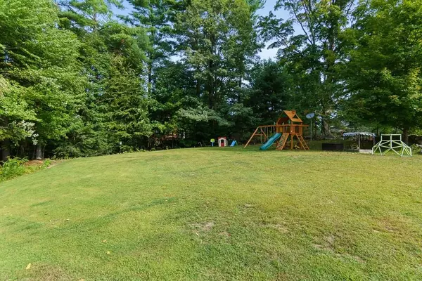 Pepperell, MA 01463,9 Bancroft St