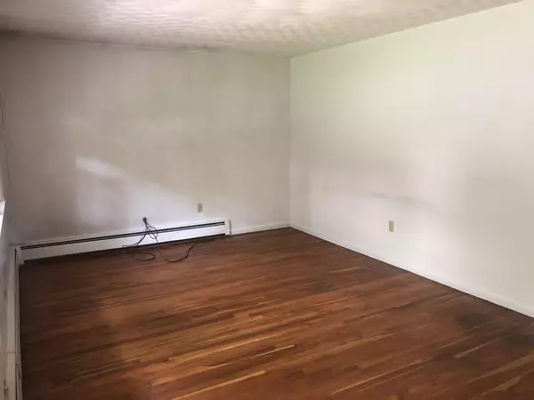 Worcester, MA 01602,65 Flagg St