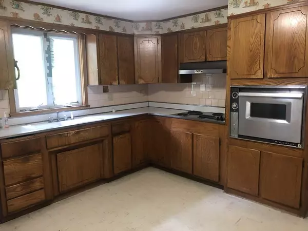 Worcester, MA 01602,65 Flagg St