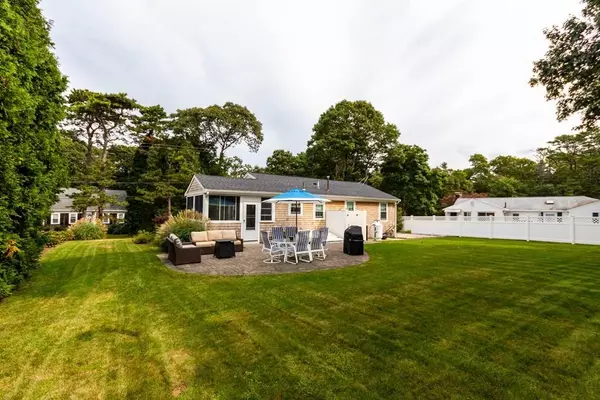 Falmouth, MA 02556,6 Hillside Ave