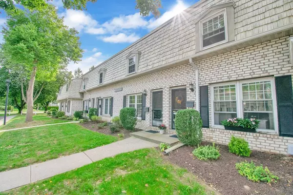 60 Corey Colonial #60, Agawam, MA 01001