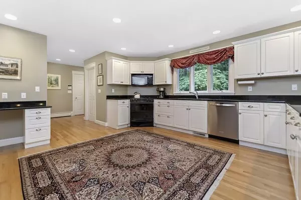 Carlisle, MA 01741,960 North Rd