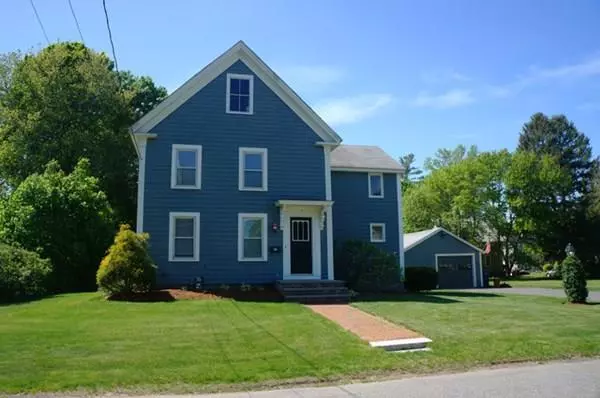 7 Wellington St, Medway, MA 02053