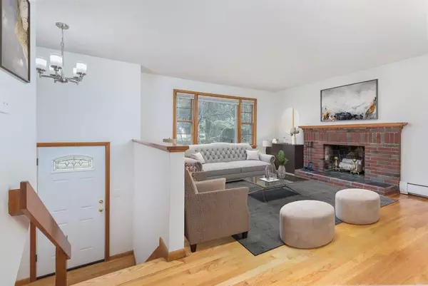 62 Lancaster Rd, Clinton, MA 01510