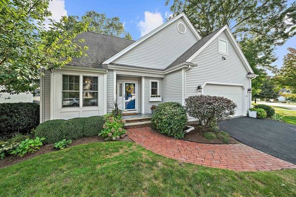 54 Holly Circle #54, Kingston, MA 02364